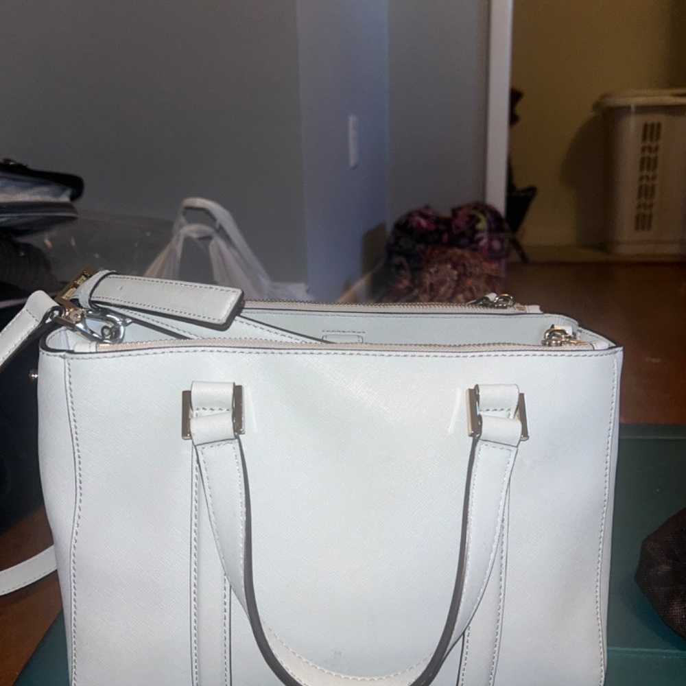 Kate Spade Bag - Picture 2 of 4